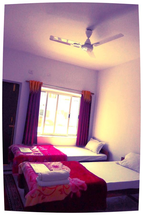 בודהגאיה Rahul Guest House מראה חיצוני תמונה
