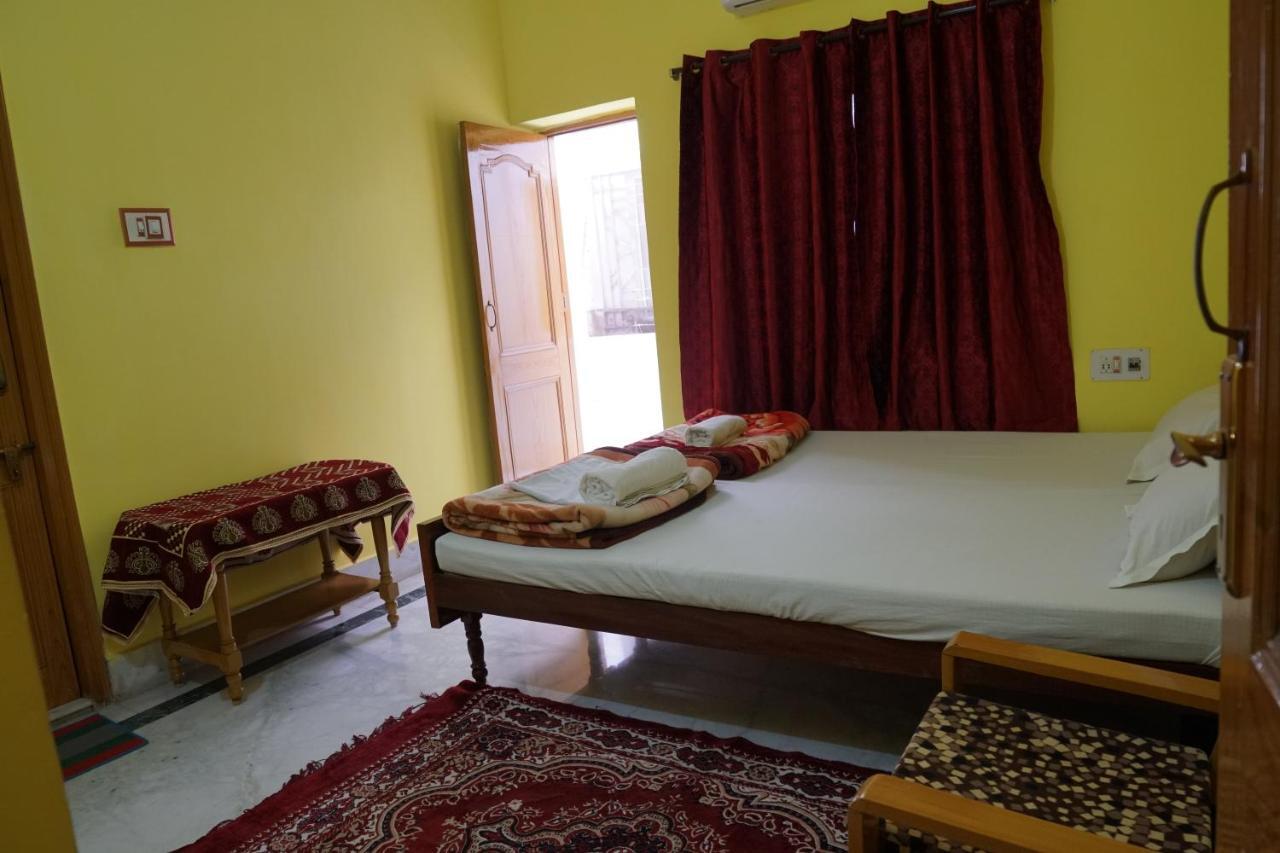 בודהגאיה Rahul Guest House מראה חיצוני תמונה