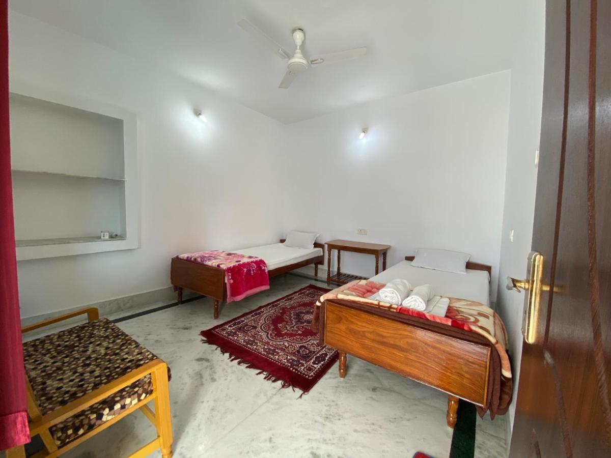 בודהגאיה Rahul Guest House מראה חיצוני תמונה
